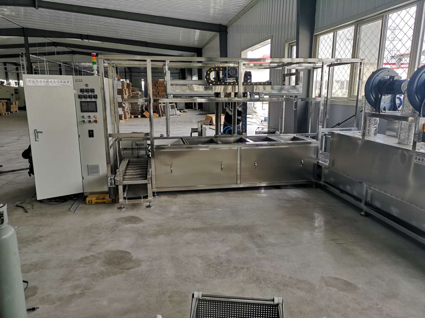 超聲波清洗機(jī)應(yīng)該怎樣選擇更適合的清洗液呢？